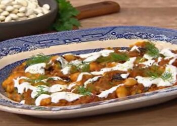 Φασόλια γίγαντες ελέφαντες Πρεσπών με ψητή μελιτζάνα