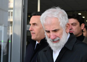 Χαμός στη δίκη Φιλιππίδη με αναπαράσταση -Έκρηξη από τον σύζυγο της καταγγέλλουσας