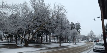 Στα λευκά ξύπνησε το Βόιο