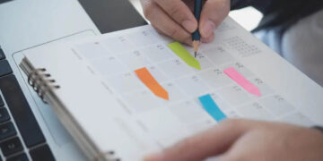 Πότε πέφτουν Καθαρά Δευτέρα, Πάσχα και όλες οι αργίες και τα τριήμερα του 2025