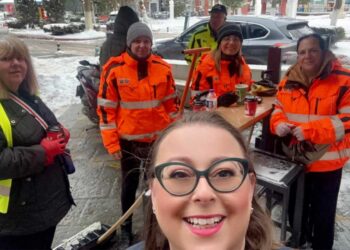 Το Coffee Island Πτολεμαΐδας ευχαριστεί τους υπαλλήλους του Δήμου με ένα ζεστό ρόφημα