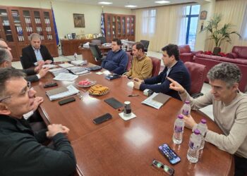 Νέα φωτιστικά LED για το Οδικό Δίκτυο της Περιφέρειας – Υπογράφηκε το έργο με πρ. 2.790.000 ευρώ