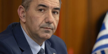 Καθοριστικός ο ρόλος της Ελλάδας στη διαμόρφωση Ευρωπαϊκής Πολιτικής για τη Συρία (Γράφει ο Δρ. Κωνσταντίνος Π. Μπαλωμένος)