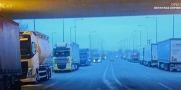 Δερβένι Θεσσαλονίκης: 80 νταλίκες ακινητοποιημένες εδώ και 32 ώρες – «Η Τροχαία δεν σηκώνει το τηλέφωνο»