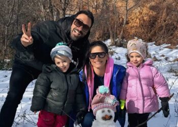 Εντυπωσιασμένοι από το Νυμφαίο οι Σάκης Τανιμανίδη – Χριστίνα Μπόμπα