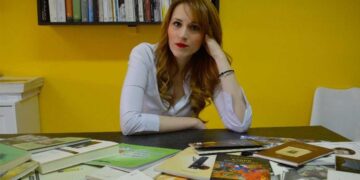 Η «Παρέμβαση» έκλεισε τα 40 – Συνέντευξη της Δήμητρας Καραγιάννη στη “Athens Voice’