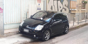 Πρόστιμο 1.000 ευρώ και αφαίρεση διπλώματος σε όσους παρκάρουν σε αυτά τα σημεία