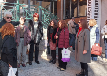 Το “Βιβλιοτεχνείο’ ταξίδεψε στην Κοζάνη και “περπάτησε” στον “Γιαλάν Ντουνιά” του Μιχάλη Πιτένη (Βίντεο + Φώτο)