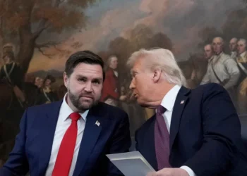 Αυτά είναι τα πρώτα διατάγματα που υπογράφει ο Τραμπ