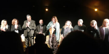 Συγκλόνισε το ακροατήριό της, η  Θεατρική Ομάδα του Βορείου Πεδίου με το ψυχολογικό θρίλερ “ΛΑΚΩΝΙΑ”! (Της Κούλας Πουλασιχίδου)