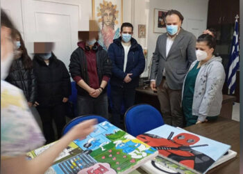 Μαθητές του Καλλιτεχνικού Σχολείου Κοζάνης διακοσμούν με έργα τους την Παιδιατρική Κλινική του Μαμάτσειου