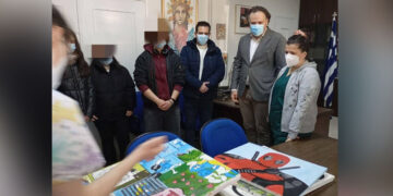 Μαθητές του Καλλιτεχνικού Σχολείου Κοζάνης διακοσμούν με έργα τους την Παιδιατρική Κλινική του Μαμάτσειου