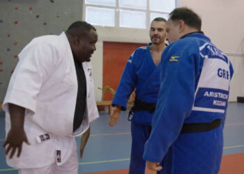 Ο Ζερόμ ήρθε Κοζάνη και “έμπλεξε” στον “Αρίσταρχο” Κοζάνης (Βίντεο)