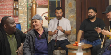 Ο Ζερόμ ήρθε στο Ανατολικό Εορδαίας και μαθαίνει τι είναι το μουχαμπέτι (Βίντεο)