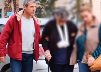 72χρονη σκότωσε 50χρονο που πήγε να τη ληστέψει – Αφέθηκε ελεύθερη