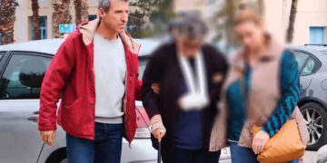72χρονη σκότωσε 50χρονο που πήγε να τη ληστέψει – Αφέθηκε ελεύθερη