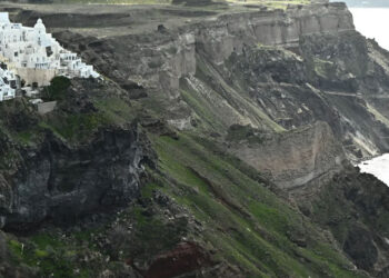 Μπαράζ 7 σεισμών μέσα σε λίγες ώρες ταρακούνησαν Σαντορίνη και Αμοργό