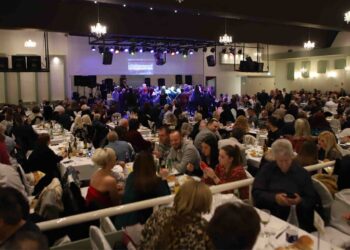 Ατέλειωτο κέφι στον ετήσιο χορό του Συλλόγου Γρεβενιωτών Κοζάνης «Ο ΑΙΜΙΛΙΑΝΟΣ»