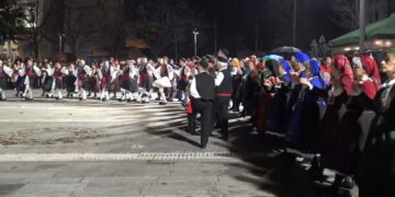 Κοζανίτικη Αποκριά 2025: Βραδιά Βοΐου στην κεντρική πλατεία (VIDEO)