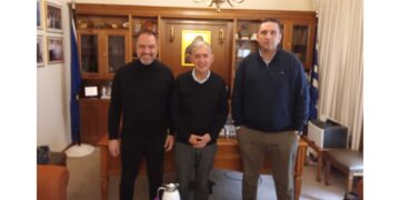 Το ΕΒΕ Κοζάνης επισκέφθηκε ο Πρόεδρος Επιμελητηρίου Δράμας – Κύριος στόχος η εξωστρέφεια των επιχειρήσεων μέσω κοινών δράσεων