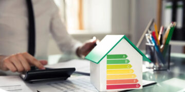 Με ξεχωριστά κίνητρα η ένταξη στο «Εξοικονομώ 2025» πληγέντων της Δυτικής και Κεντρικής Μακεδονίας