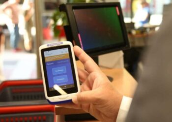 Ψηφιακή κάρτα εργασίας: Τι ισχύει για τηλεργασία, catering, πωλητές και διευθυντικά στελέχη