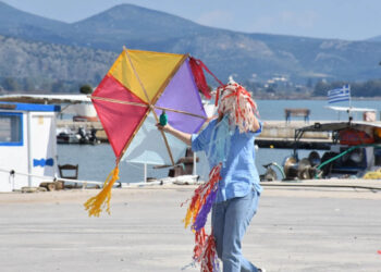 Πού θα περάσουν οι Έλληνες το τριήμερο της Καθαράς Δευτέρας – Η Καστοριά στους δημοφιλείς προορισμούς