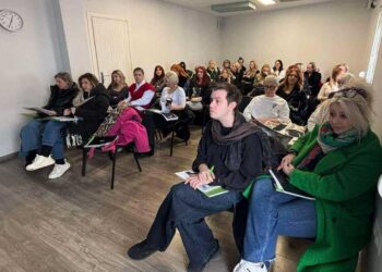 Πραγματοποιήθηκε η ενημερωτική ημερίδα για νέα προϊόντα και τεχνικές από τον Σύλλογο Κομμωτών και το Επιμελητήριο Κοζάνης