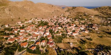 Γράμμος: Το Δημόσιο προσπάθησε να διεκδικήσει έκταση ιδιώτη με έγγραφα της Τουρκοκρατίας – Πως προχωρά η κτηματογράφηση της χώρας