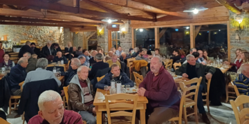 Μια ξεχωριστή εμπειρία “Περί Οίνου και Αμπέλου” για όσους παρευρέθηκαν στο οινοεργαστήριο Αμπελόεις Πα το Σάββατο (Φωτογραφίες)