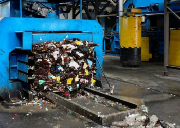 Στα παλιά λιγνιτωρυχεία της Δυτ. Μακεδονίας σχεδιάζει η ΔΕΗ την εγκατάσταση μονάδας για παραγωγή ενέργειας από σκουπίδια