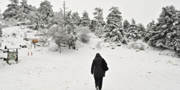 Έκτακτο δελτίο από την ΕΜΥ για την κακοκαιρία Coral – Χαμηλές θερμοκρασίες, χιόνια και δυνατοί άνεμοι