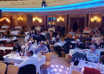 Γλέντι και χορός στον ετήσιο αποκριάτικο χορό της Θρακικής Εστίας Εορδαίας (Φωτογραφίες)