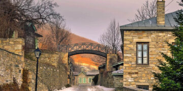 Τετραήμερο 25ης Μαρτίου: Sold out η Φλώρινα – Στο 86% η πληρότητα στην Καστοριά