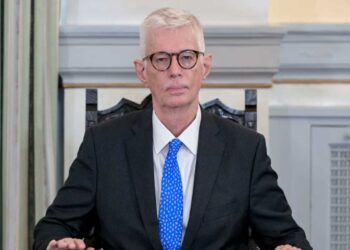 Το παρασκήνιο της παραίτησης Δοξιάδη μία ημέρα μετά την ορκωμοσία του και η ανάρτησή του