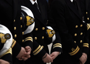 Διψήφιες οι αυξήσεις για τους Ένστολους που ανακοινώνονται σήμερα: Ο χρόνος, οι ωφελούμενοι και ο «κουμπαράς» του Πενταγώνου