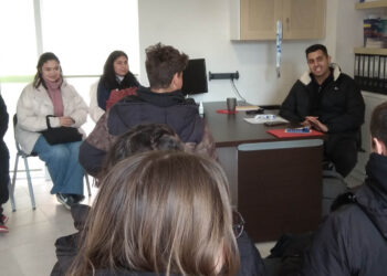 Η ομάδα EPAS του Μουσικού Σχολείου Καστοριάς επισκέφθηκε το Europe Direct Δυτικής Μακεδονίας στην Κοζάνη