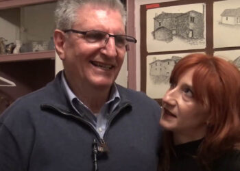 Κοζάνη: Η Μαρία Παπαγεωργίου μάγεψε το κοινό στο στέκι του Φιλοπρόοδου (Βίντεο Top Channel)