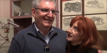 Κοζάνη: Η Μαρία Παπαγεωργίου μάγεψε το κοινό στο στέκι του Φιλοπρόοδου (Βίντεο Top Channel)