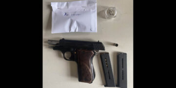 Κοζάνη: Έφοδος της Αστυνομίας σε σπίτι 36χρονου – Βρήκαν πιστόλι, ναρκωτικά και σφαίρες