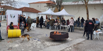 “Τσικνίζει” σε Αποκριάτικο ρυθμό η Γαλάτεια την Κυριακή της Αποκριάς (Φωτογραφίες)