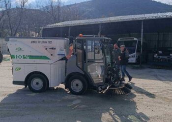 Στις Πρέσπες το πρώτο αμιγώς ηλεκτρικό σάρωθρο στην Ελλάδα (video)