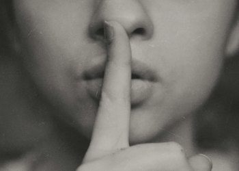 Αλλάζουν αύριο Τρίτη οι ώρες κοινής ησυχίας: Πώς τιμωρούνται οι παραβάτες