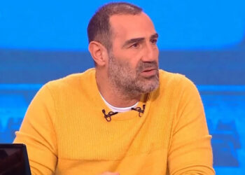 Η ανακοίνωση του Αντώνη Κανάκη για το τέλος του «Ράδιο Αρβύλα»: «Όλο αυτό το δηλητήριο, όλη αυτή η σαπίλα» (Βίντεο)