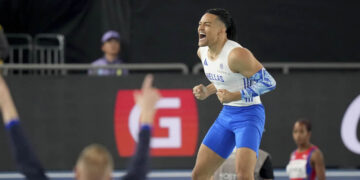 «Ιπτάμενος» Καραλής: Κατέκτησε το ασημένιο στο Παγκόσμιο Πρωτάθλημα – Νέο πανελλήνιο ρεκόρ