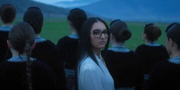 Η Κλαυδία για τα γυρίσματα στον Τετράλοφο: «Όλο το χωριό συμμετείχε, ήταν μια εμπειρία που θα θυμόμαστε όλοι» (video)