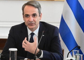 Στα 880 ευρώ ο νέος κατώτατος μισθός, οι ανακοινώσεις Μητσοτάκη στο υπουργικό συμβούλιο