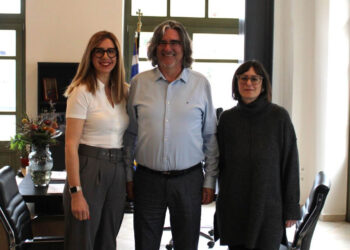 Ορκίστηκαν δύο νέοι υπάλληλοι στο Δημαρχείο Σερβίων