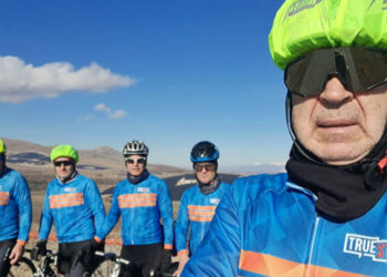 Οι «τρελοί» ποδηλάτες της Εορδαίας που οργώνουν τα βουνά & τη γύρω περιοχή