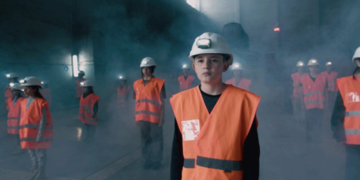 Προβολή ταινίας μικρού μήκους «ΜΑΜΑ ΔΕΗ» και εκπαιδευτικά σεμινάρια για την κοινοτική τέχνη το Σάββατο 5/4 στην Πτολεμαΐδα